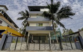 Itsy Hotels Ushodaya Royal Residency